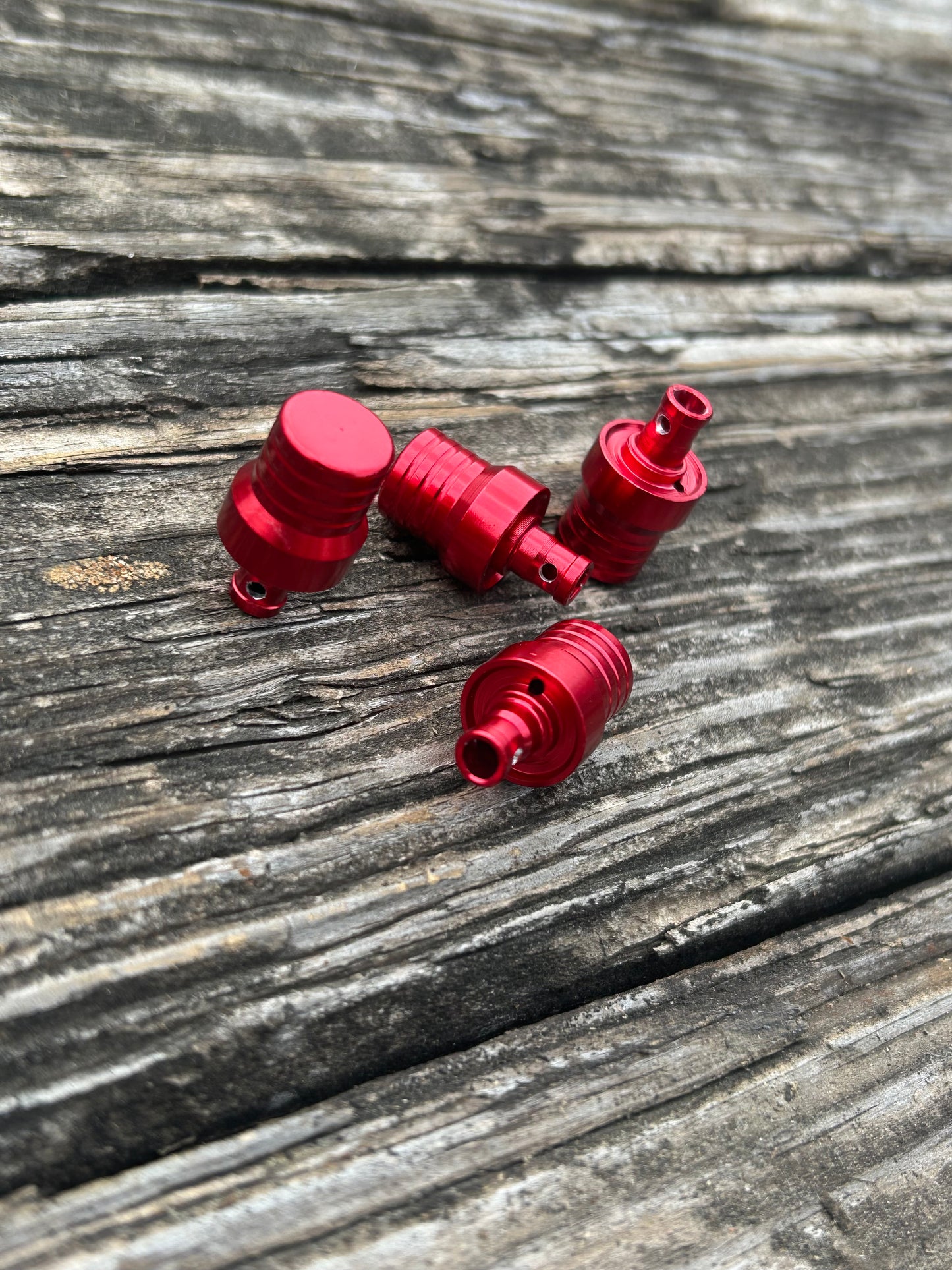 (4) Two-Way Breather for your axle helps prevents costly axle repairs and oil/grease seal failure by allowing proper ventilation and pressure equalization